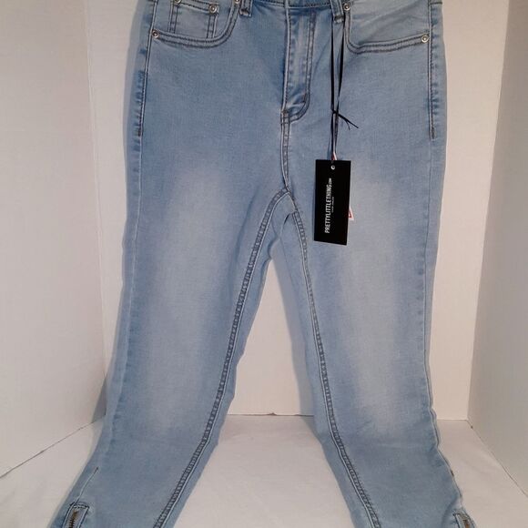 PrettyLittleThings Ankle Jeans - Picture 1 of 5